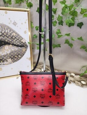 Authentic MCM Visetos Liz Shopper Tote Pouch Ruby Red